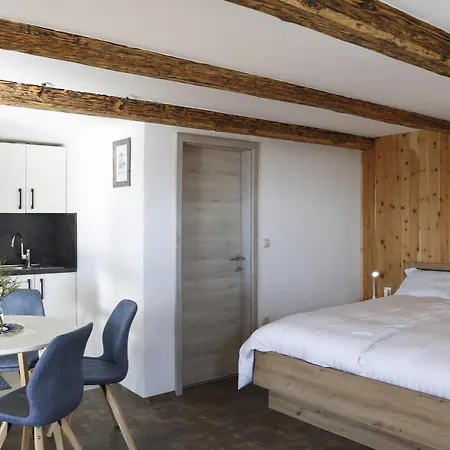 1111 With Sauna & Hot Tub Apartamento *