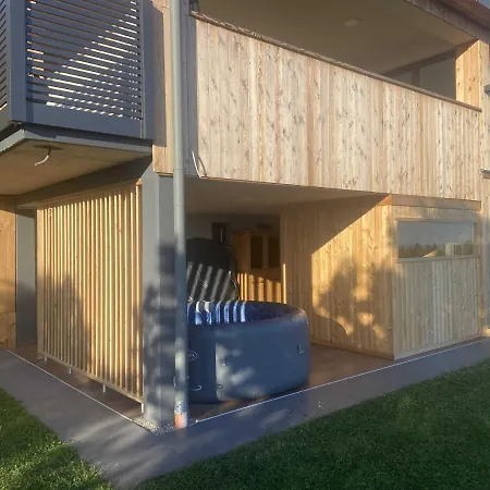 1111 With Sauna & Hot Tub Apartamento *